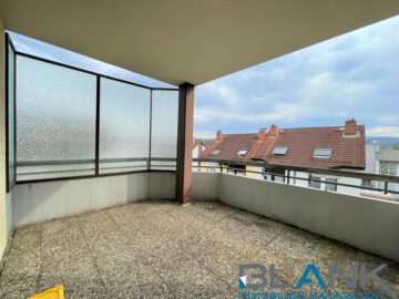 Charmante & geräumige 2,5 Zimmer Wohnung in beliebter Lage von Pforzheim!, 75179 Pforzheim / Arlinger, Etagenwohnung
