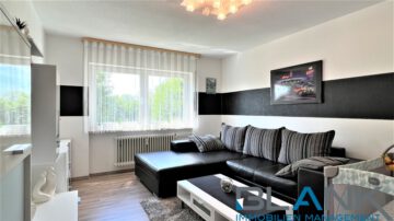 Geräumige 4-Zimmer-Wohnung mit großem Balkon, Einbauküche und Garage in Bühl!, 77815 Bühl, Etagenwohnung