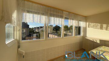 Geräumige, barrierefreie und modernisierte 3-Zi. Wohnung mit guter Verkehrsanbindung in Pforzheim., 75181 Pforzheim / Buckenberg, Etagenwohnung