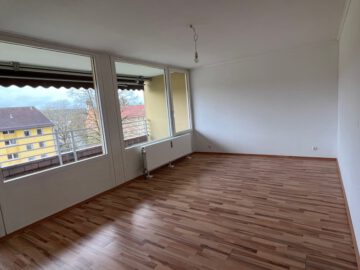 3 Zimmer-Wohnung mit 2 Balkonen in Kaufbeuren!, 87600 Kaufbeuren, Etagenwohnung