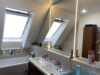 Großzügige und hellgestaltete Maisonettewohnung - Bad mit Wanne