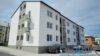 Großzügige 4,5-Zimmer-Wohnung mit Terrasse, privatem Garten und optionalem Hobbyraum in Leonberg - Außenansicht