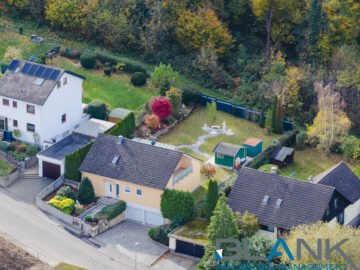 Ihr Rückzugsort in Mäuerach – Gepflegtes Einfamilienhaus mit großem Garten und Waldblick, 75181 Pforzheim / Mäurach, Zweifamilienhaus