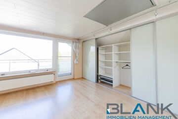 Ihr Rückzugsort in Mäuerach – Gepflegtes Einfamilienhaus mit großem Garten und Waldblick, 75181 Pforzheim / Mäurach, Zweifamilienhaus