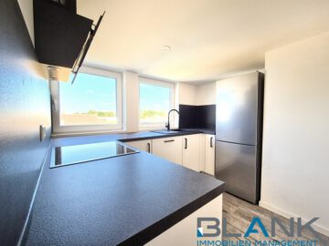 3-Zimmer-Dachgeschosswohnung mit EBK und zusätzlicher Nutzfläche in ruhige Lage!, 75175 Pforzheim, Dachgeschosswohnung