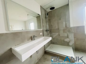 Gepflegte 4-Zimmer-Altbauwohnung im Zentrum von Leonberg – modernisiert und bezugsfrei!, 71229 Leonberg, Etagenwohnung