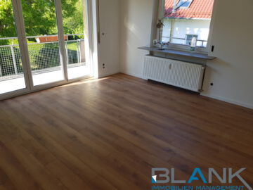 Großzügige 4-Zimmer-Wohnung mit ca. 119,5 m² im 1. OG und zwei Balkonen in begehrter Wohnlage, 75175 Pforzheim, Etagenwohnung