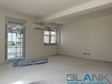 Hochattraktive 3 Zimmer Wohnung mit eigenem Eingang und Balkon – Erstbezug, 71083 Herrenberg / Kuppingen, Erdgeschosswohnung