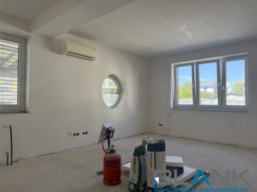 Hochattraktive 3 Zimmer Wohnung mit eigenem Eingang und Balkon – Erstbezug, 71083 Herrenberg / Kuppingen, Erdgeschosswohnung