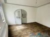 Gepflegte 4-Zimmer-Altbauwohnung im Zentrum von Leonberg – modernisiert mit EBK und bezugsfrei! - Schlafzimmer