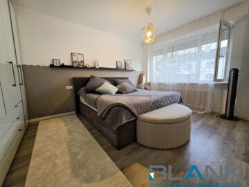 Großzügige 4-Zimmer-Wohnung mit ca. 119,5 m² im 1. OG und zwei Balkonen in begehrter Wohnlage, 75175 Pforzheim, Etagenwohnung