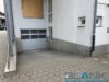 Neubau-Standard: 3,5-Zimmer-Wohnung mit Balkon und Stellplatz - Garageneinfahrt