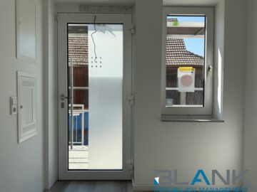 Hochattraktive 3 Zimmer Wohnung mit eigenem Eingang und Balkon – Erstbezug, 71083 Herrenberg / Kuppingen, Erdgeschosswohnung